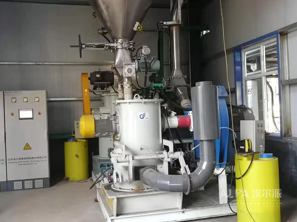TSM<a href=http://www.juhekeji.cn/chanpin/144.html target=_blank class=infotextkey><a href=http://www.juhekeji.cn/chanpin/145.html target=_blank class=infotextkey>小蘇打</a></a>粉碎機設(shè)備實例圖